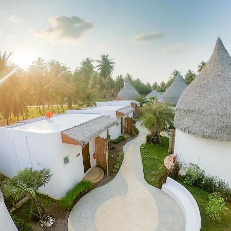 Resto Sea Resort - Baan Krut Pracsuap Khirikhan Kültér fotó