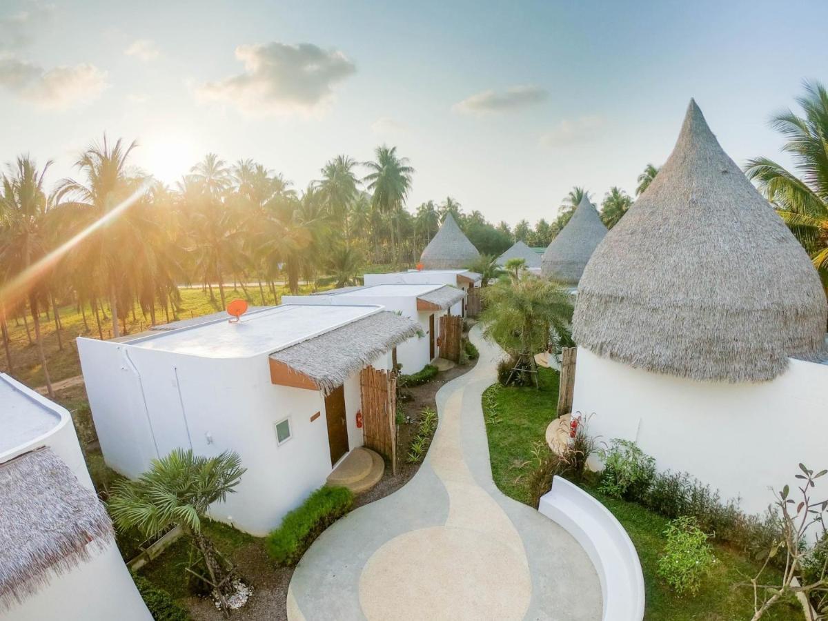 Resto Sea Resort - Baan Krut Pracsuap Khirikhan Kültér fotó
